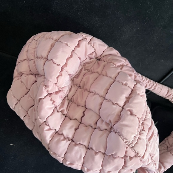 Pink Quilted Hobo Bag 13”x15” Padded Puffer Sling Bag - Picture 4 of 12
